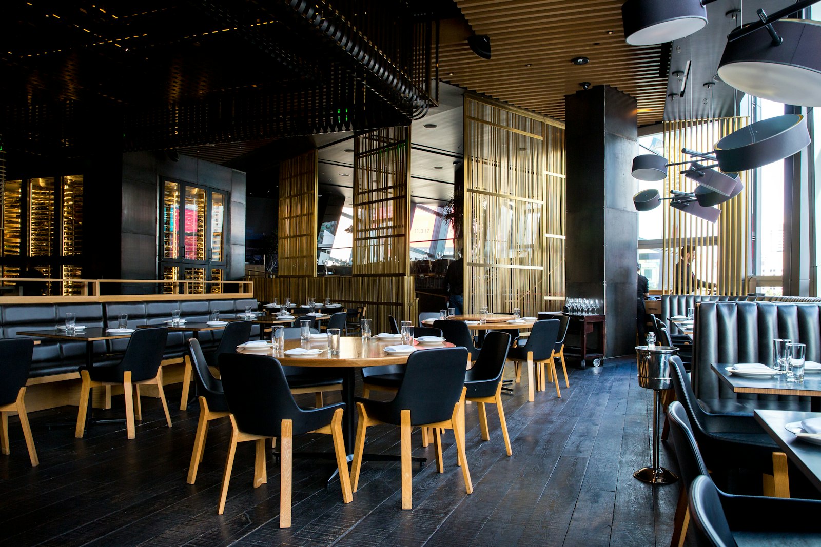 Restaurantsoman — restaurant discovery in Oman